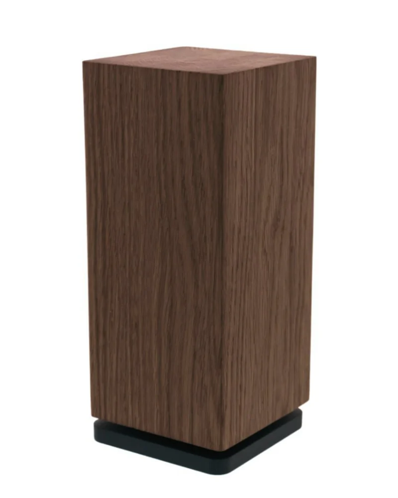 massiver-messerblock-eichenholz-drehbar-magnetisch-bis-zu-acht-messer